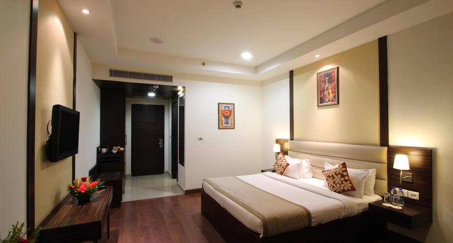 Hyphen Premier Meerut, Meerut 5